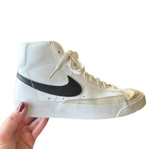 Nike Blazer Mid ’77 Vintage White Black Retro High Top Sneakers US 5Y-womens 6.5